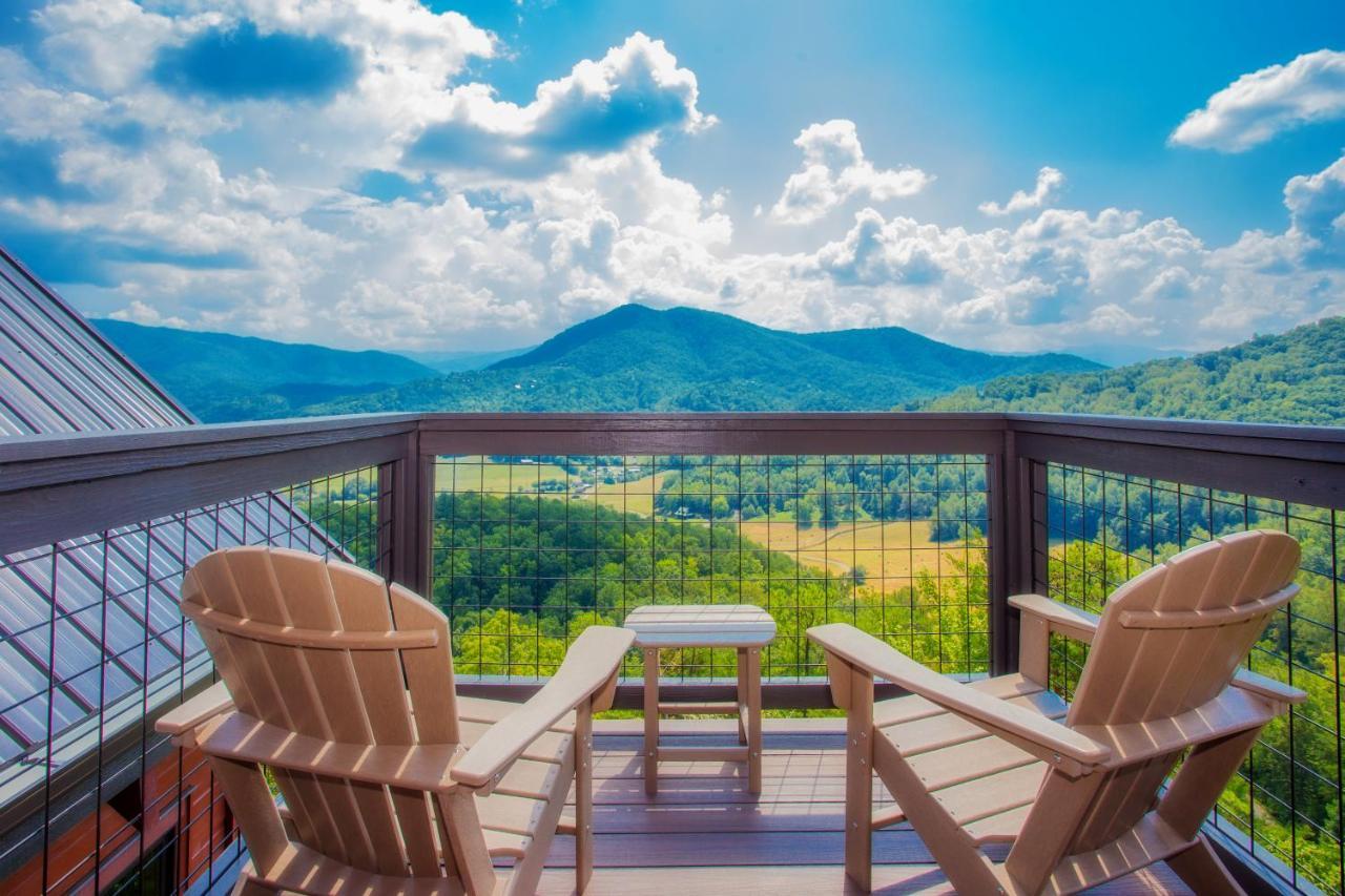 Amazing View Lodge Sevierville Exterior photo